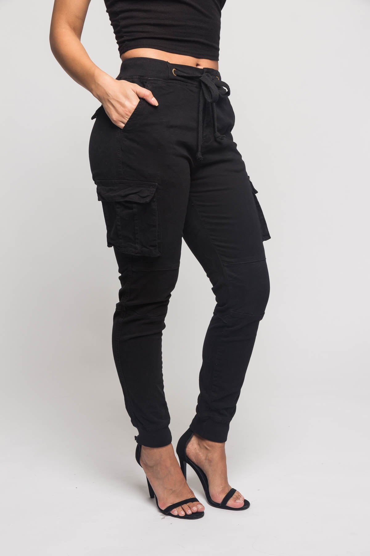 Women's Essential Colored Cargo Joggers