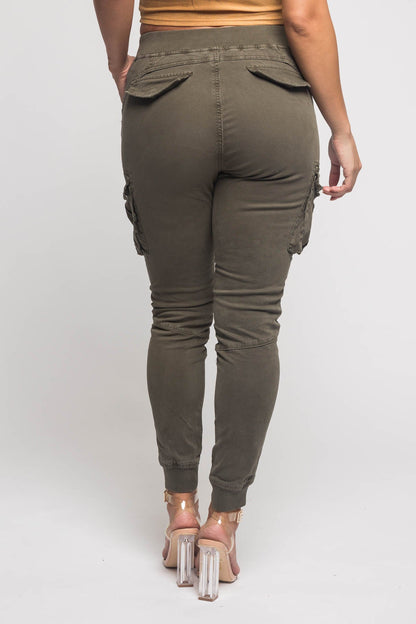 Women's Essential Colored Cargo Joggers