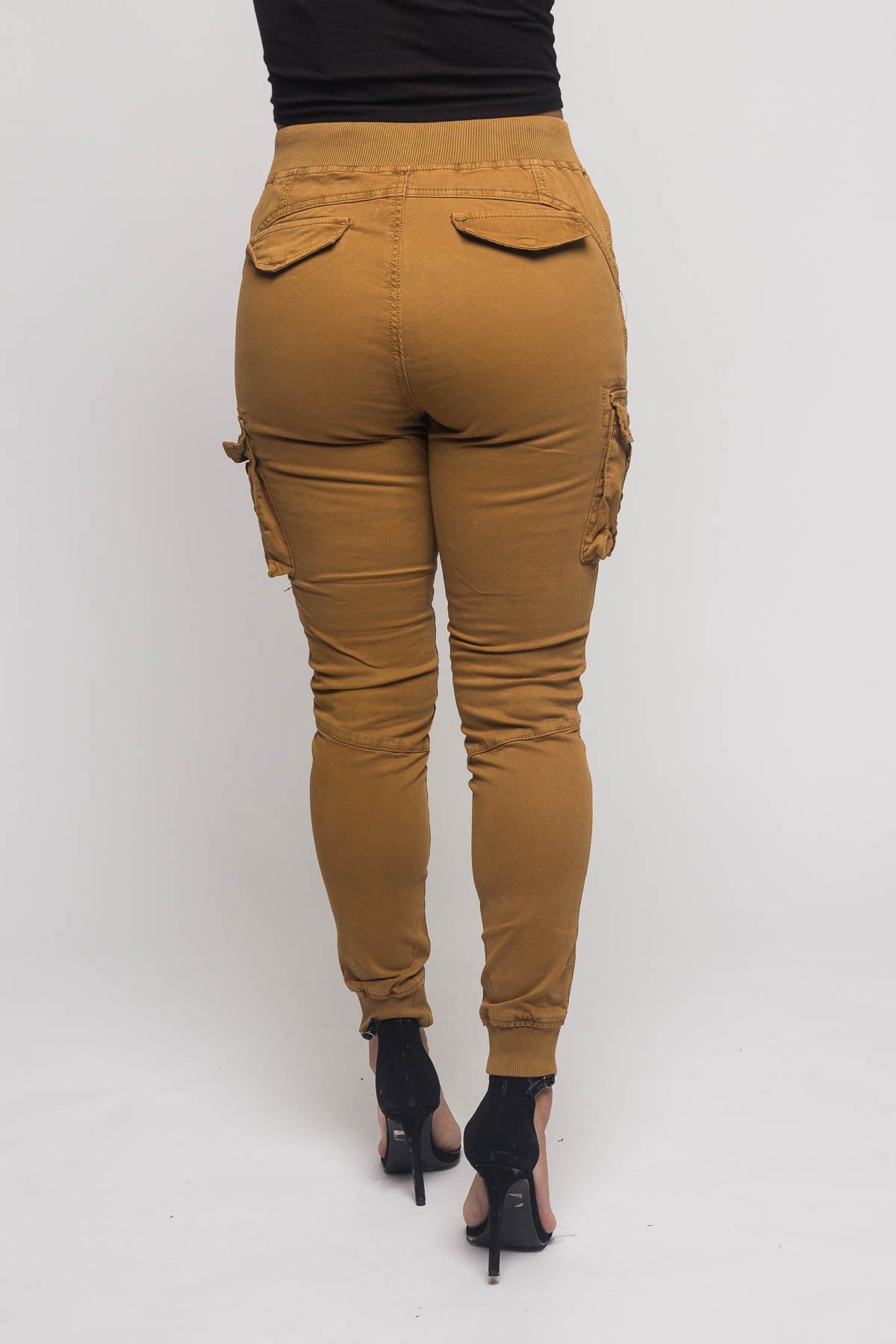 Women's Essential Colored Cargo Joggers