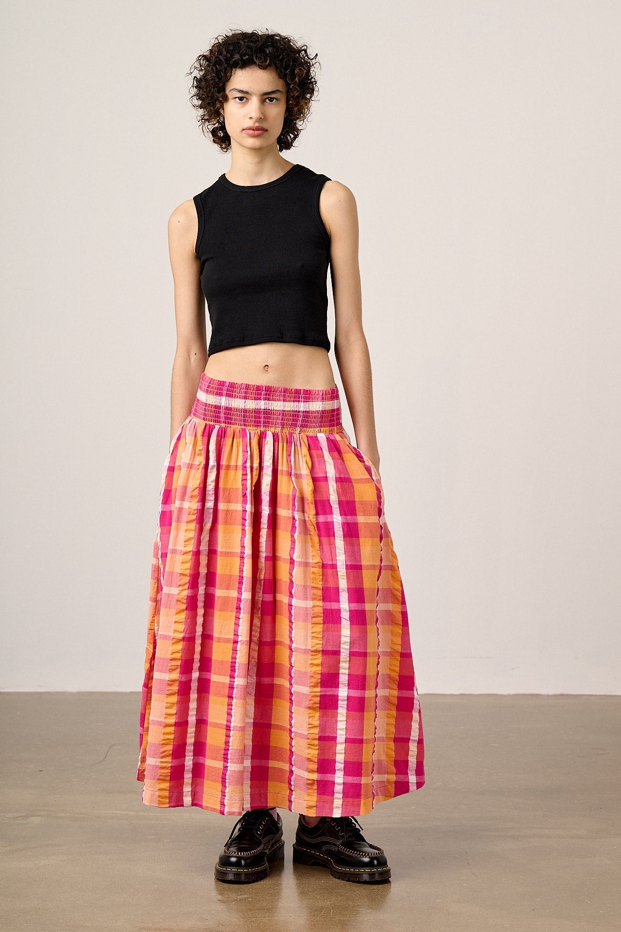 Sofiya - Midi Skirt in Madras Check
