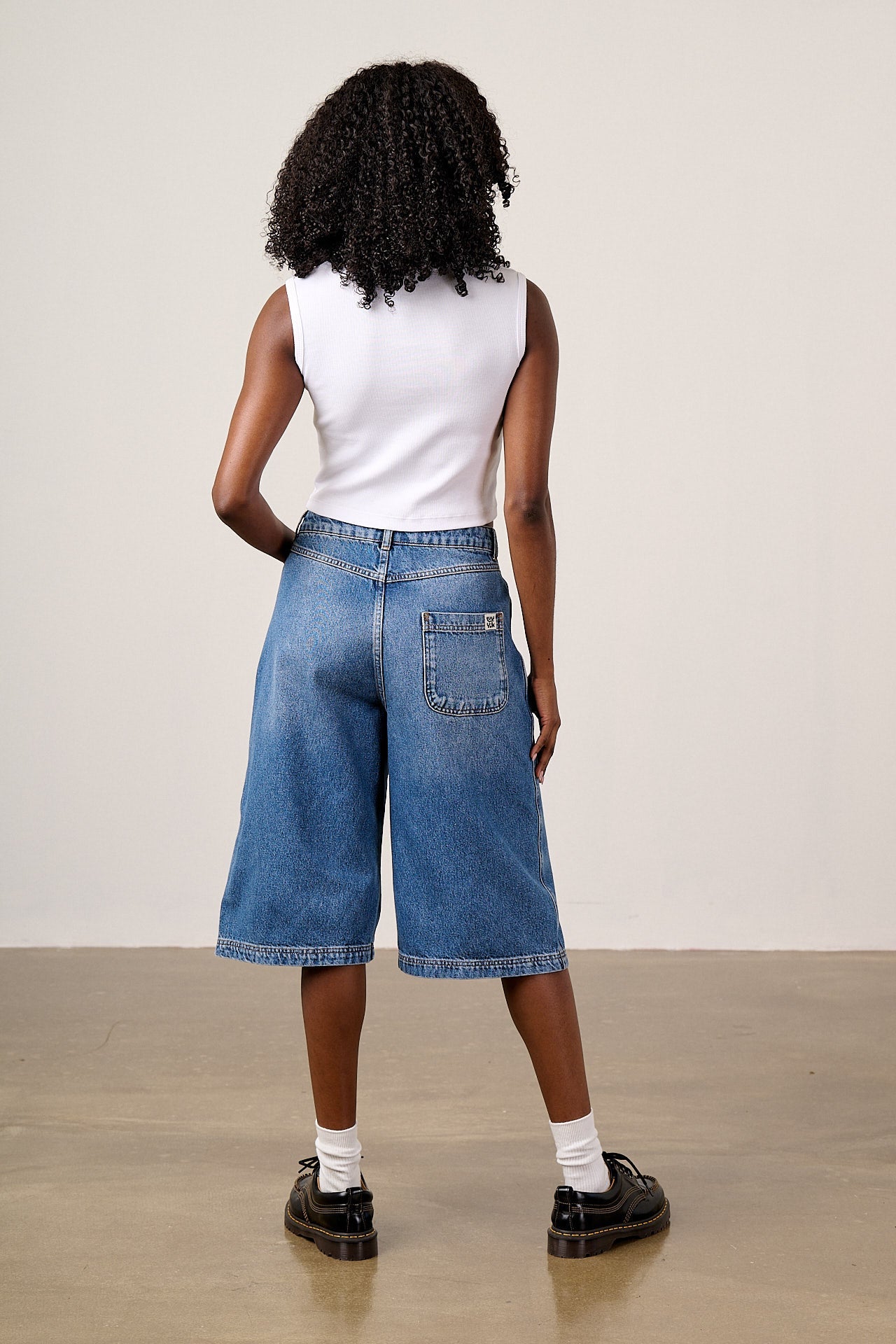 Sol - Denim Long Shorts in Vintage Wash
