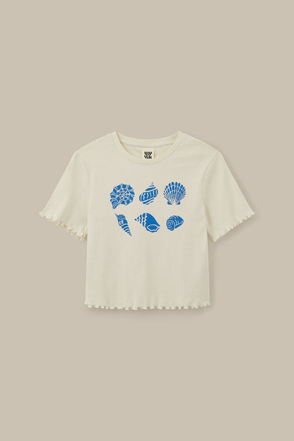 Greta - Cropped Cotton Top in Ecru Shell Print