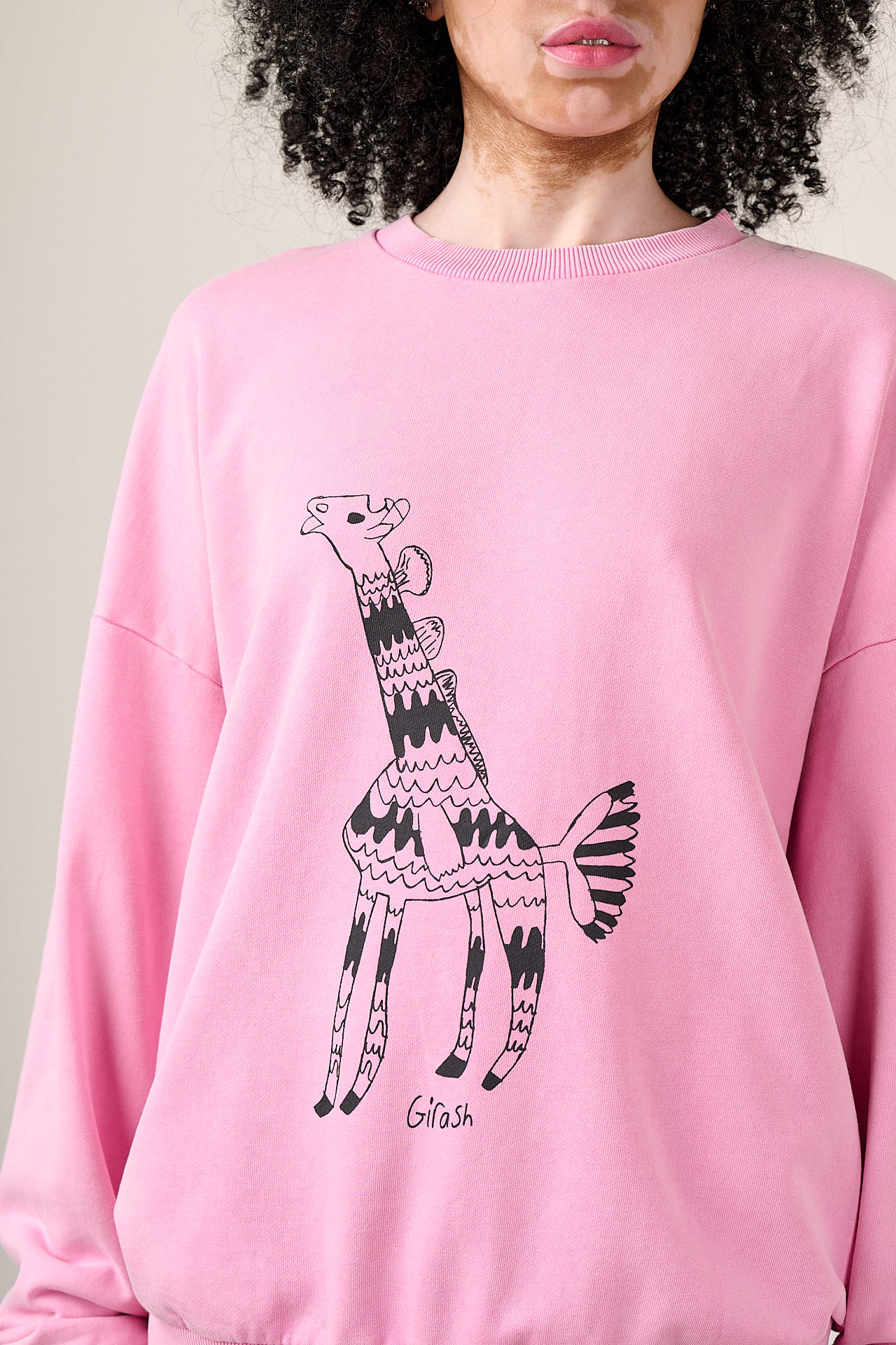 L.E Sutton -  Cotton Jersey Oversized Sweatshirt in Arthouse & Yak: Girash Print