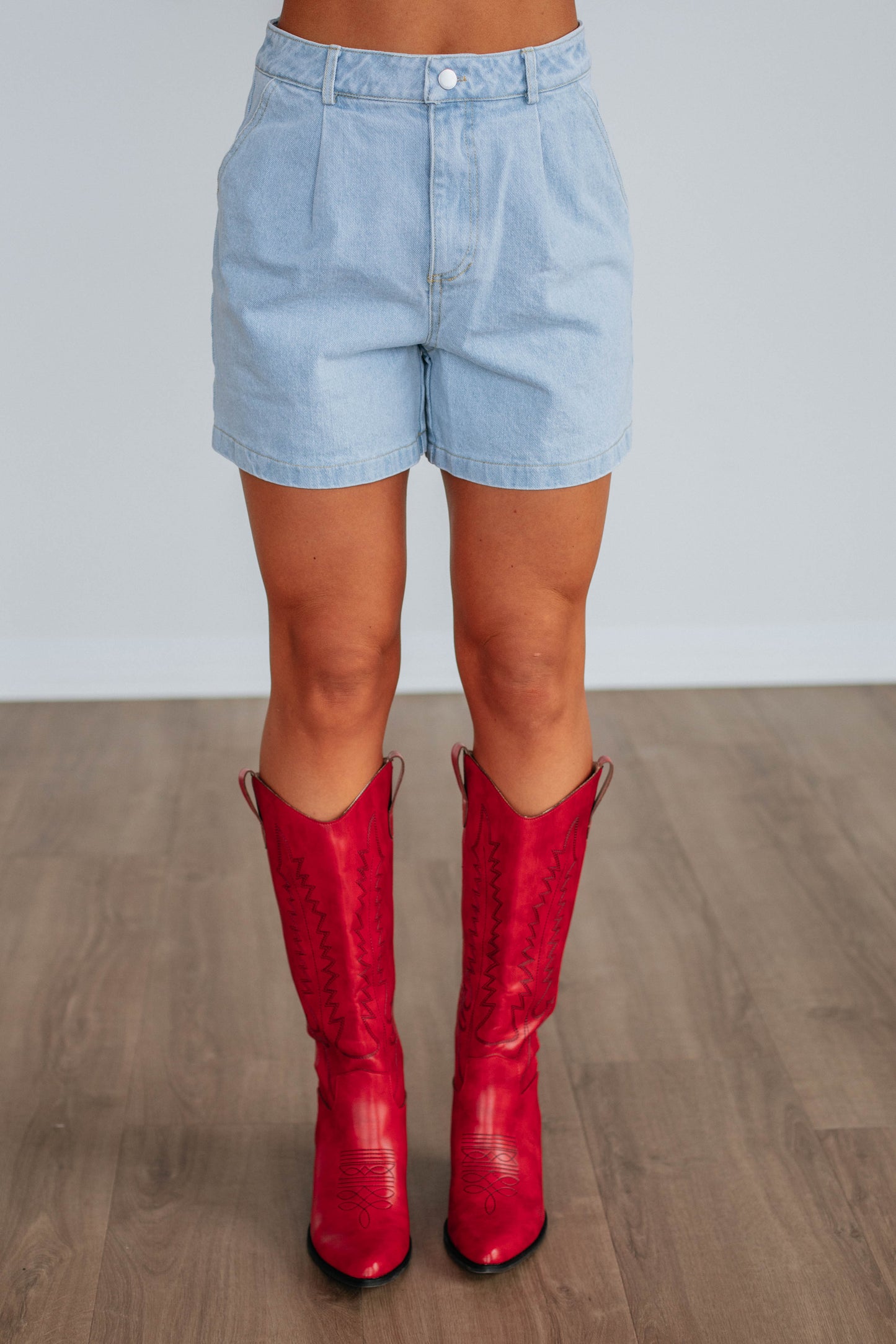 Sawyer Denim Shorts - Light Wash