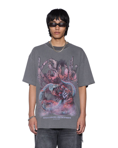 KNOTTED EKCESS SS TEE CHARCOAL