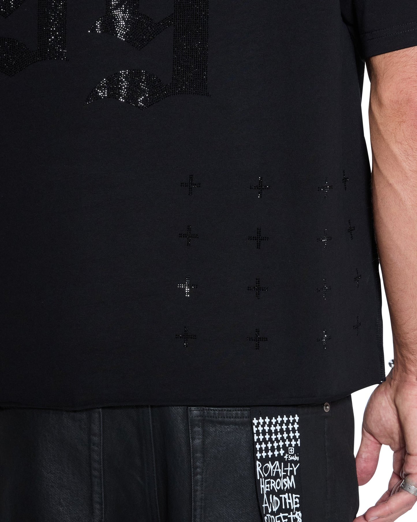 STARDOM EKCESS SS TEE JET BLACK CRYSTAL