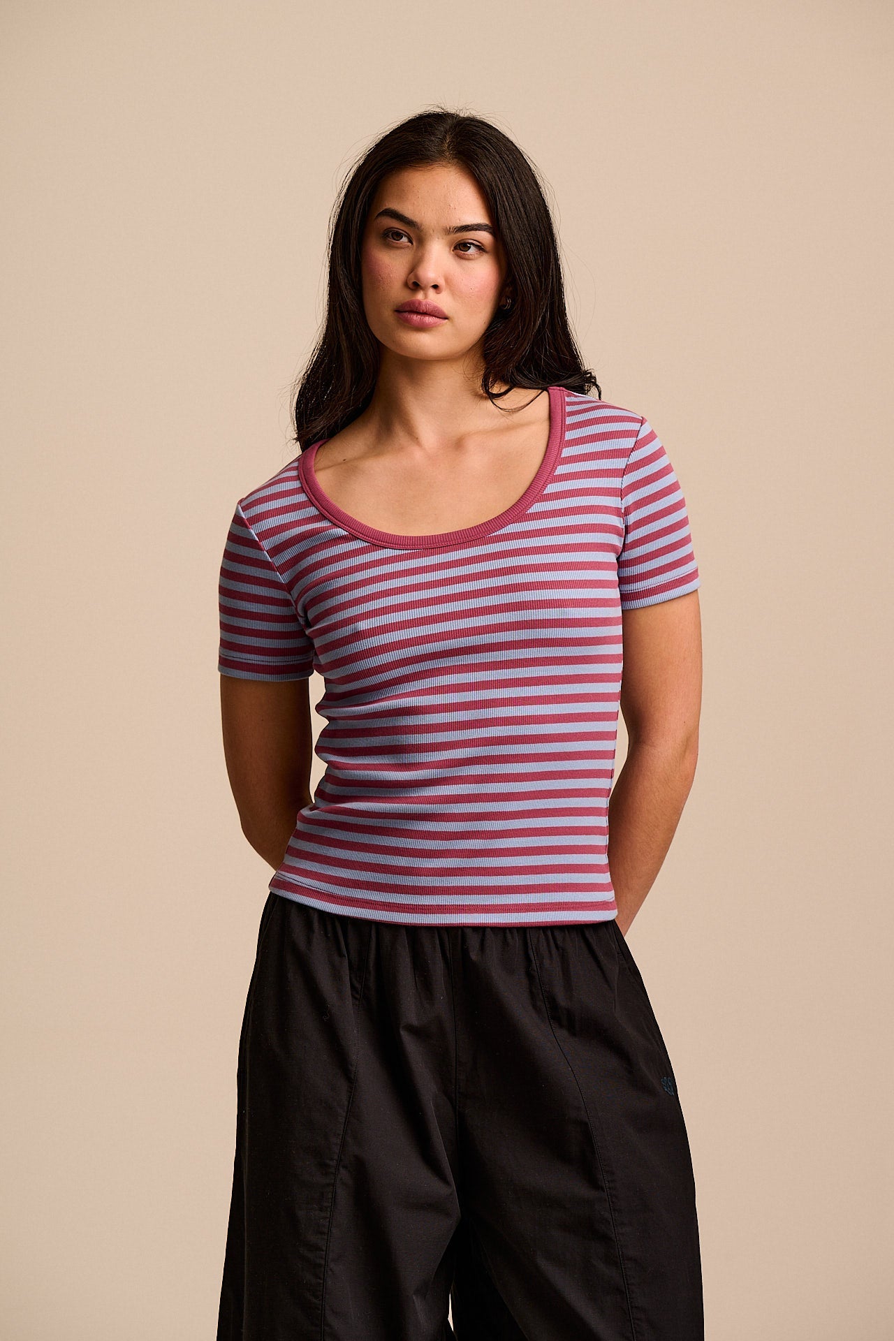 Vita - Ribbed Cotton Scoop Neck Short Sleeve T-Shirt in Blue & Burgundy Stripe