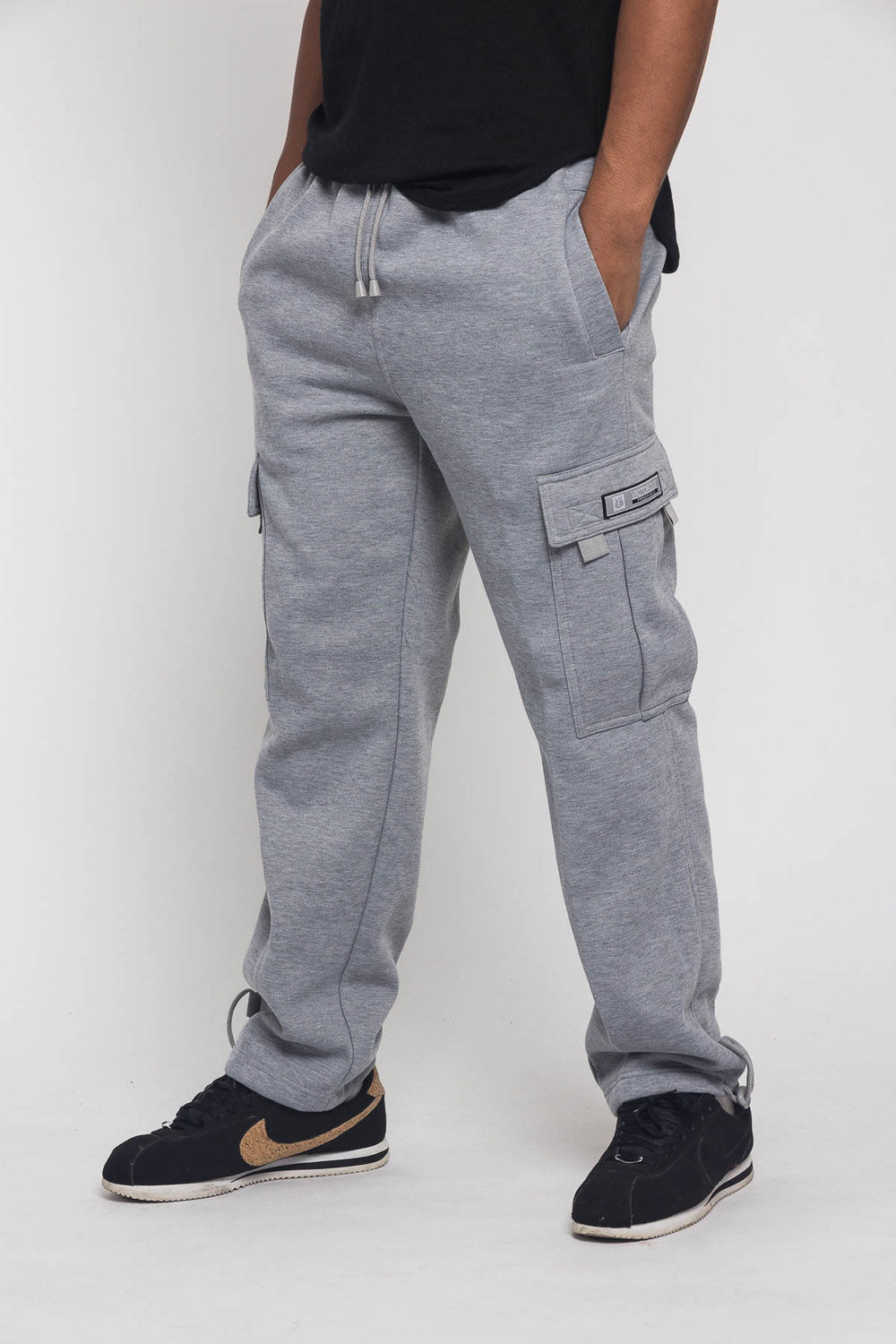 Victorious Men's Solid Fleece Heavyweight Cargo Sweat Pants