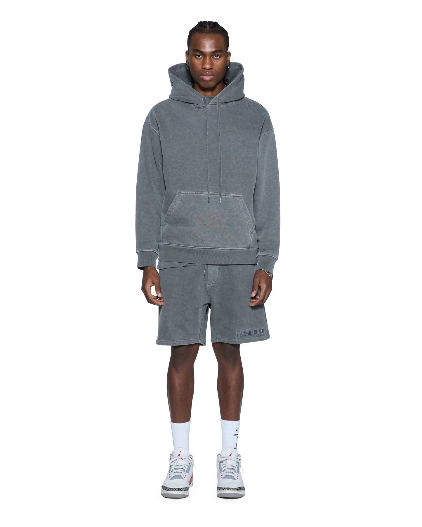 4X4 LUXE SYNTHESIS TRAK SHORT CHARCOAL