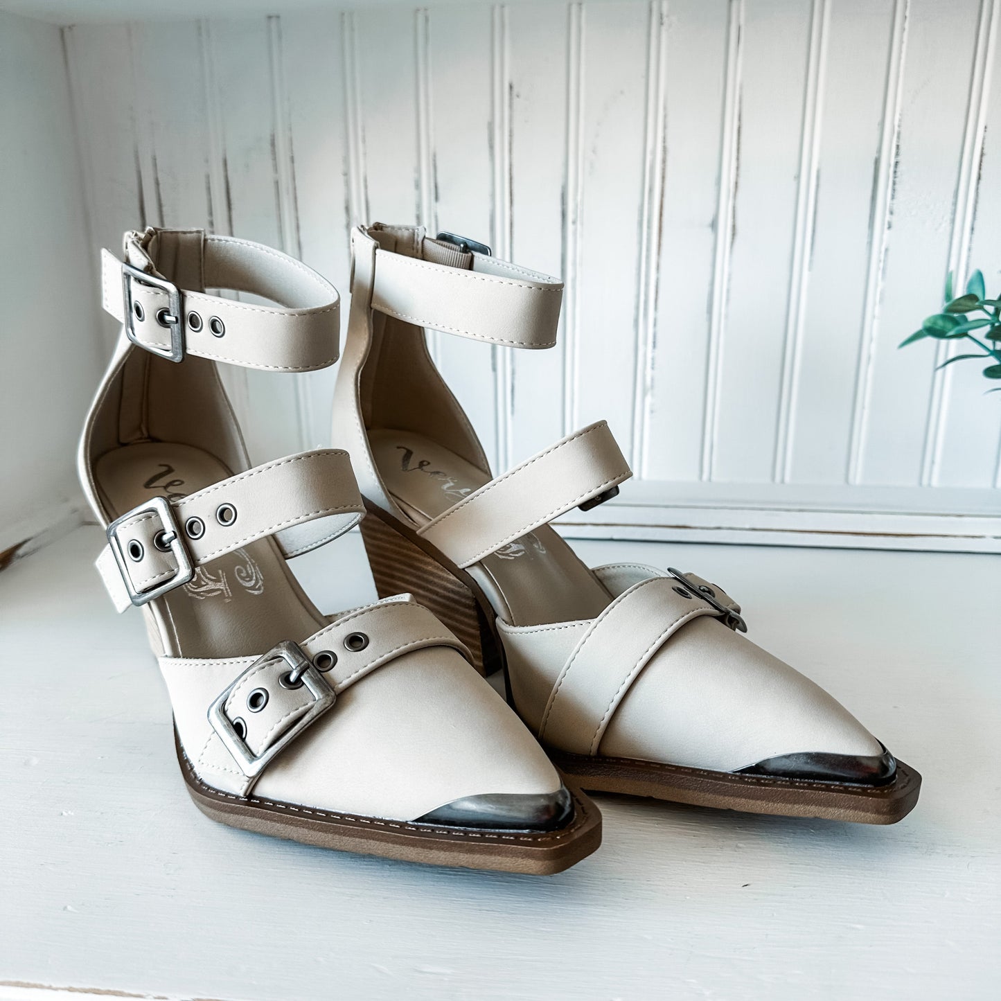 Irina Heels - Cream